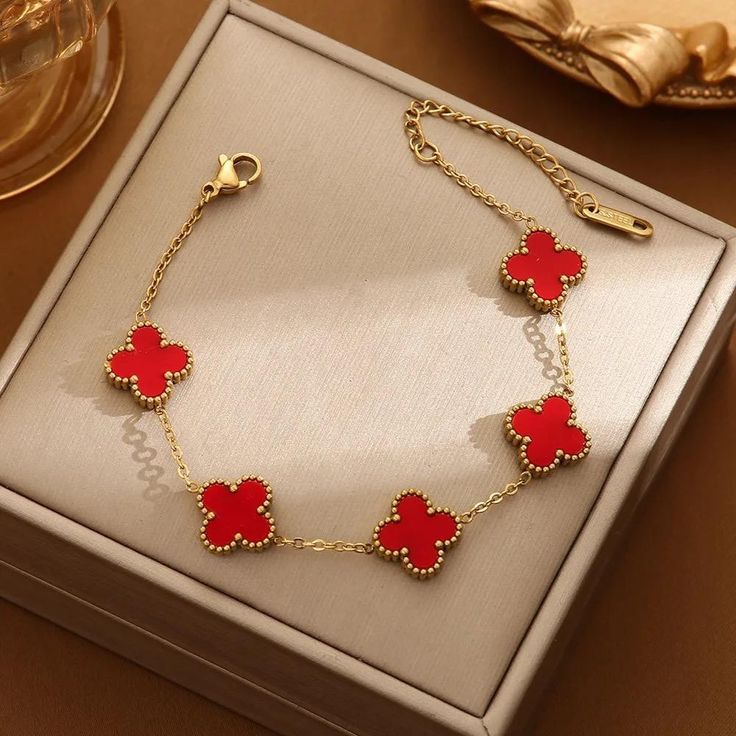 Pulsera Trebol Van Cleef con Baño de Oro🍀+Caja de Regalo