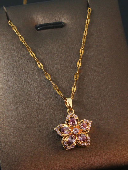 Combo Valiente y Radiante: Collar de Mulán + Pendientes de Corazón especiales