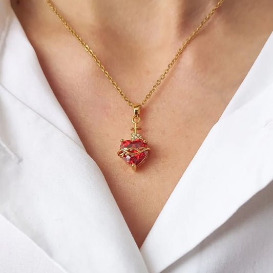 Collar del Sagrado Corazón de Jesus + Caja de regalo.