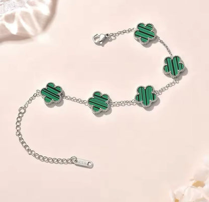 Pulsera Trebol Van Cleef con Baño de Oro🍀+Caja de Regalo