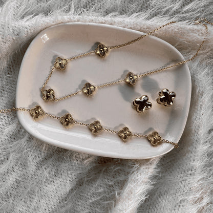 Pulsera Trebol Van Cleef con Baño de Oro🍀+Caja de Regalo
